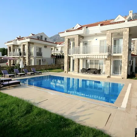 Luna Villa *